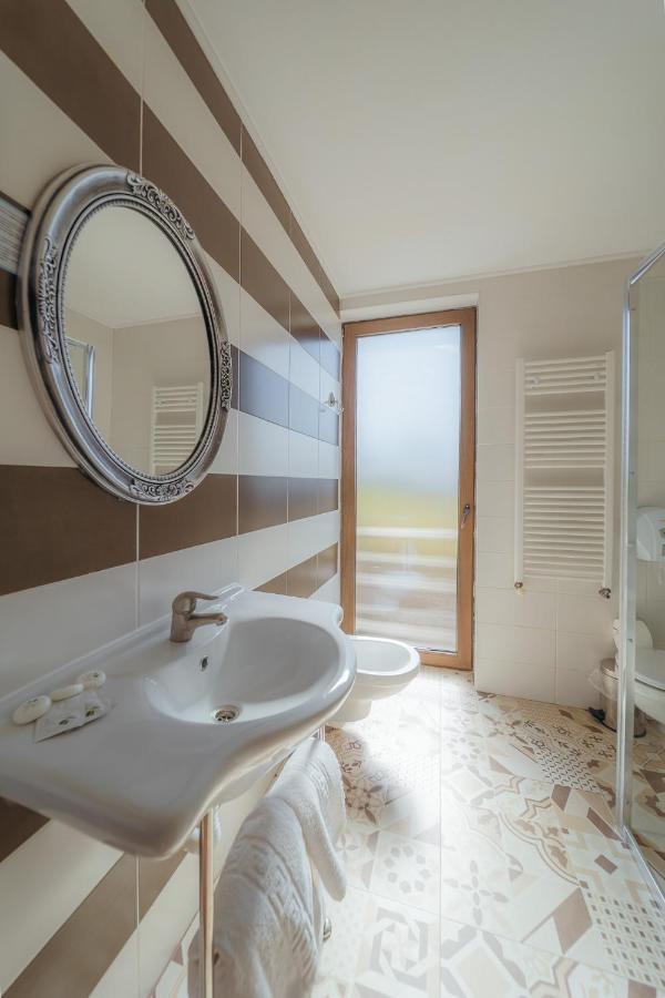 Hotel Aqua Thermal Spa Байле Уну Май Екстериор снимка