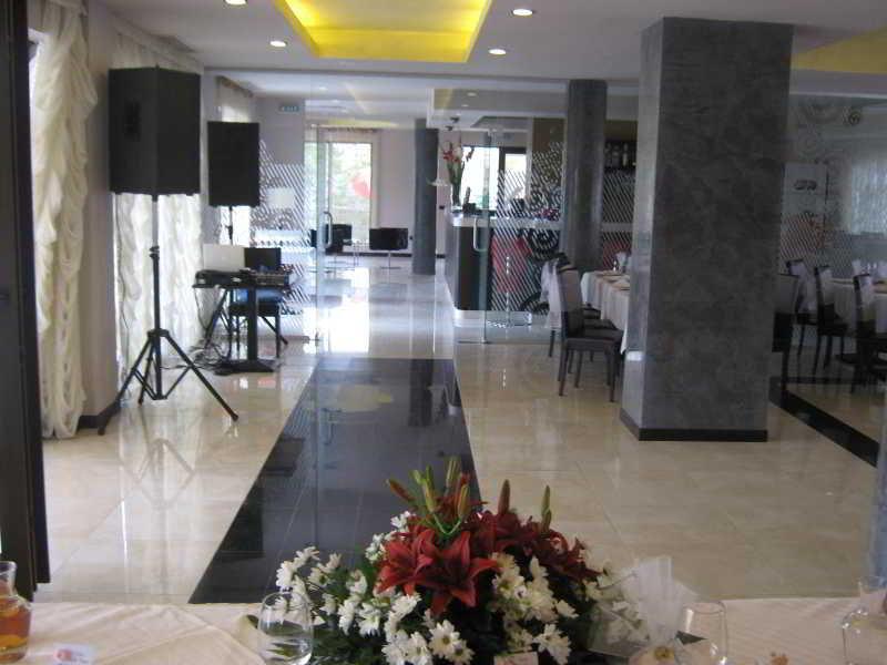 Hotel Aqua Thermal Spa Байле Уну Май Екстериор снимка